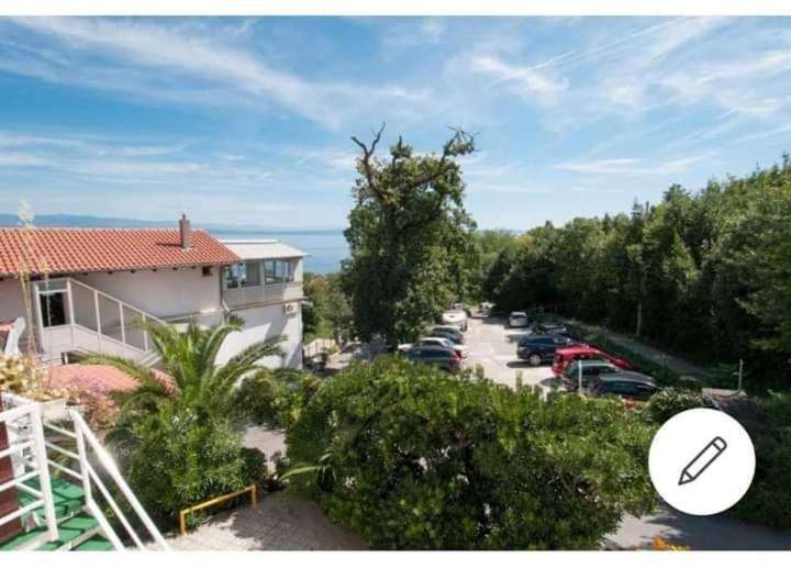 Salyna "Rooms Bela" Ičići Kültér fotó