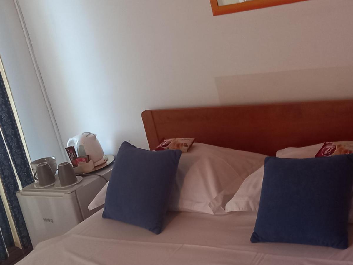 Salyna "Rooms Bela" Ičići Kültér fotó
