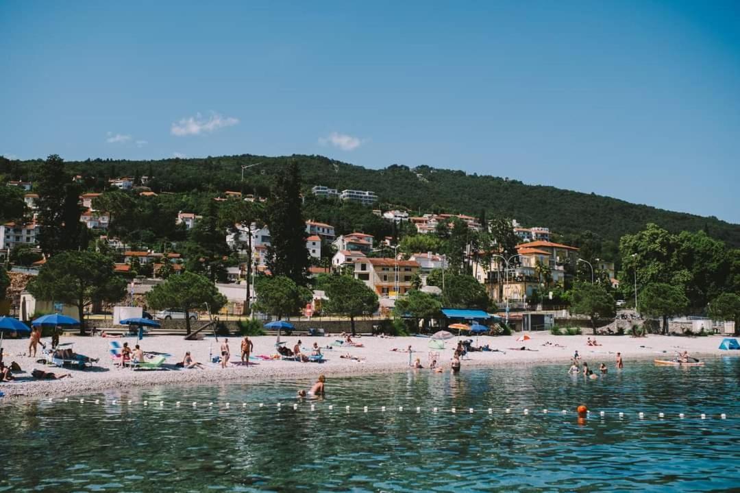 Salyna "Rooms Bela" Ičići Kültér fotó
