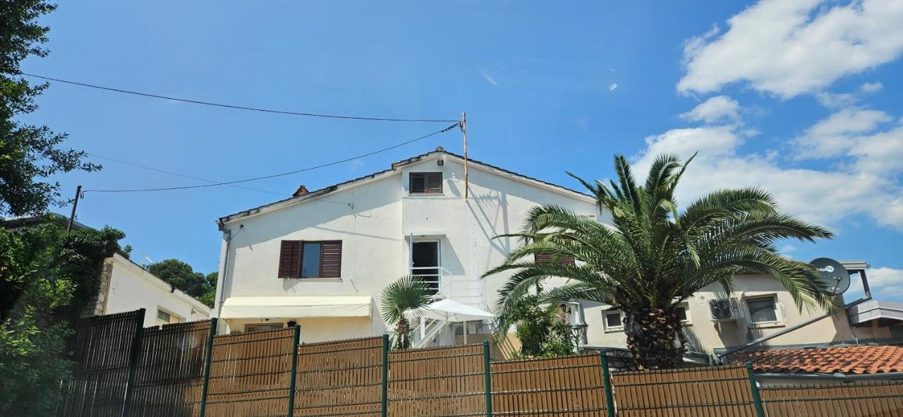 Salyna "Rooms Bela" Ičići Kültér fotó