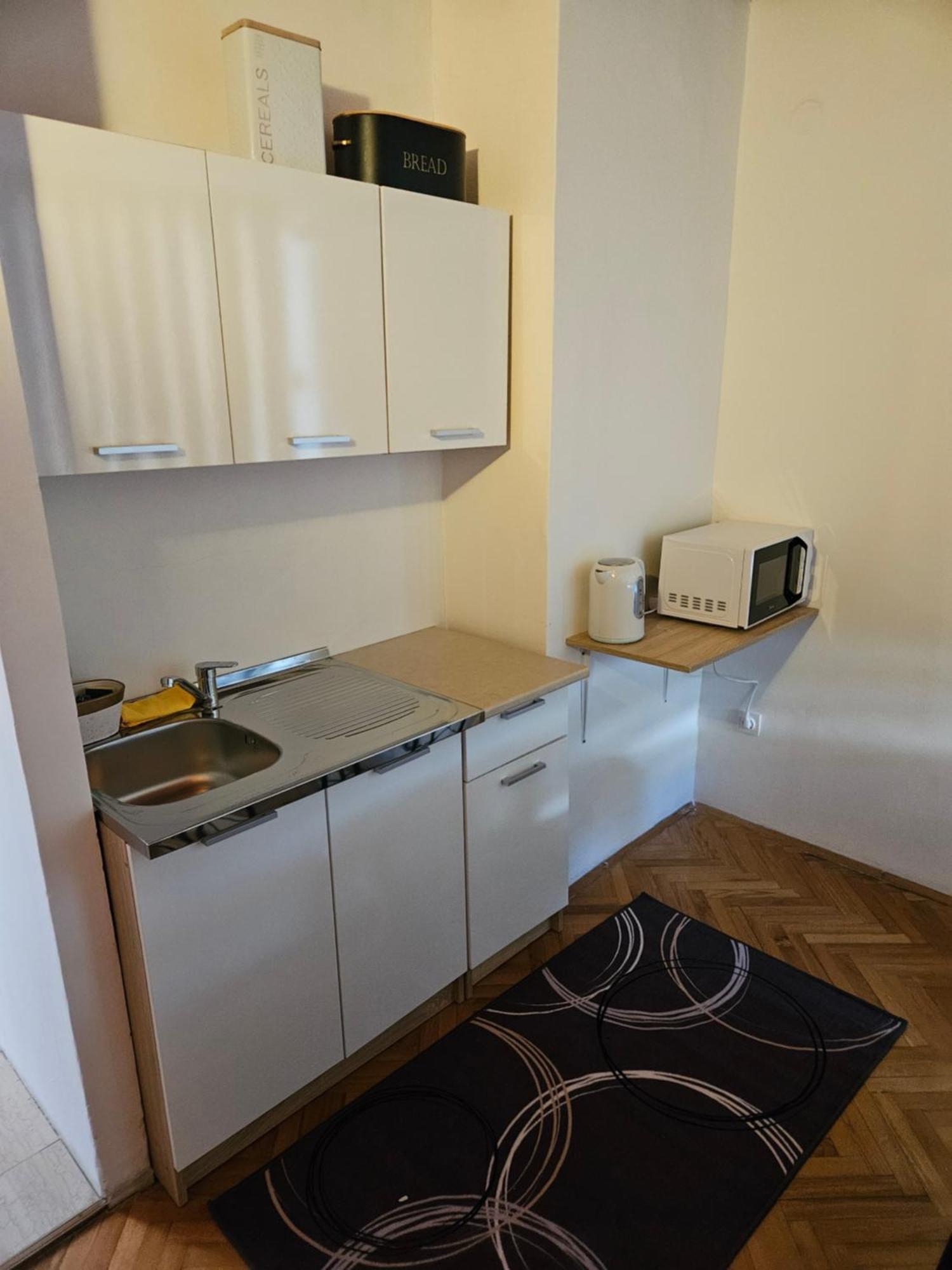 Salyna "Rooms Bela" Ičići Kültér fotó